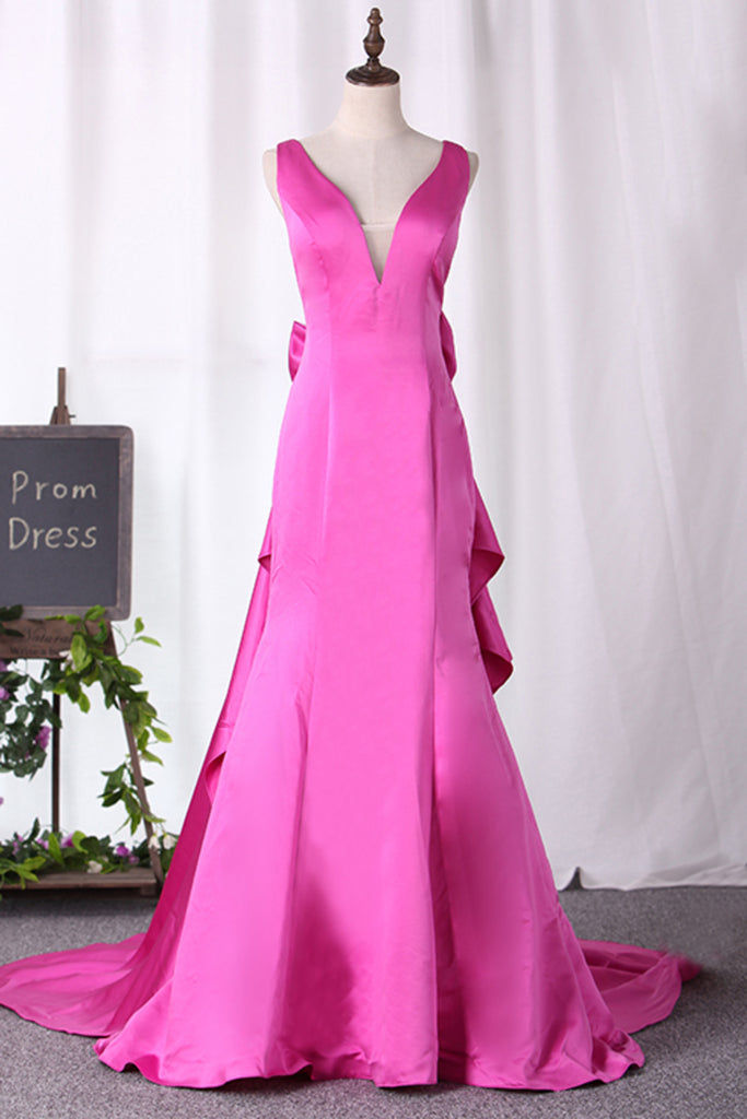 2024 New Arrival V Neck Satin With Bow Knot Mermaid Prom Robes