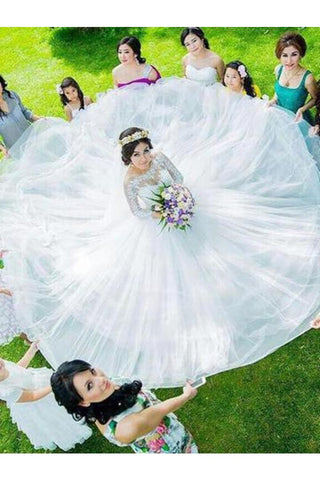 Princesse manches longues bateau de bal robes de mariée en tulle robe de mariée avec des applications de dentelle