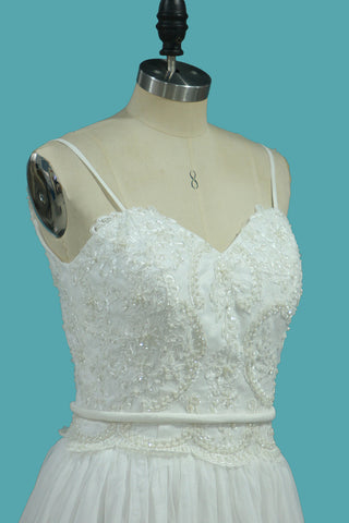2024 une ligne bretelles spaghetti robes de mariée en mousseline de soie avec Applique