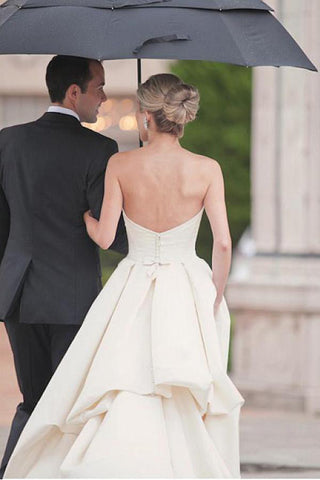 Charmant dos simples bretelles dos simples élégantes robes de mariage longues robes de mariée