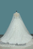 2024 robes de mariée de luxe col haut en tulle avec perles paillettes cristaux à lacets