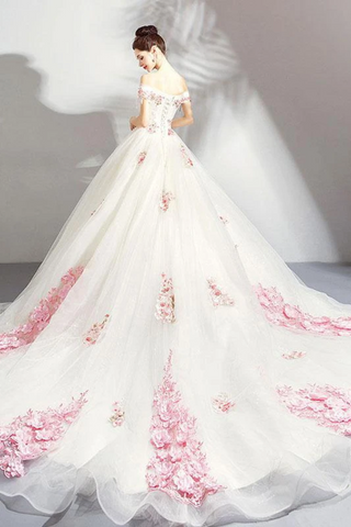 Robe de mariée unique en tulle à épaules dénudées avec des fleurs roses, robe de mariée en robe de bal