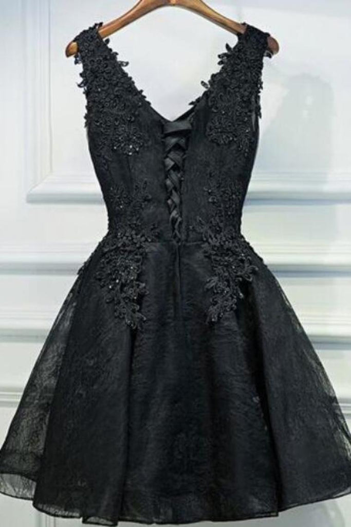 2024 Fantastic V-Neck Homecoming Robes A Line Lace Black Lace Up