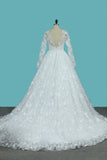 2024 luxueux une ligne de dentelle scoop manches longues robes de mariée avec des perles Royal Train