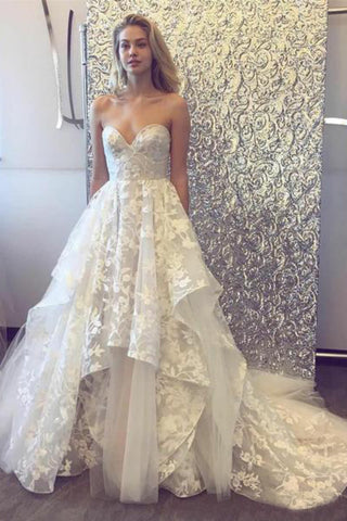 A-ligne 3D robes de mariée en dentelle robe de mariée train chapelle