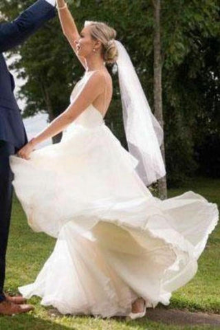 Robes de mariée en tulle col en V robes de mariée de plage une ligne