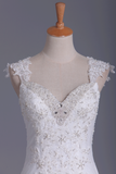 2022 Robes de mariée bretelles Tulle avec appliques dos ouvert train chapelle Mermaid / Trompette