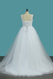 2024 robe de bal hors de l'épaule robes de mariée en tulle avec des perles et des fleurs faites à la main