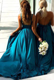 Longues robes de demoiselle d'honneur bleues simples à col en V avec fente