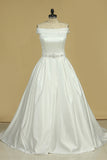 2024 Vintage Wedding Dresses encolure bateau A en satin ligne avec ruban
